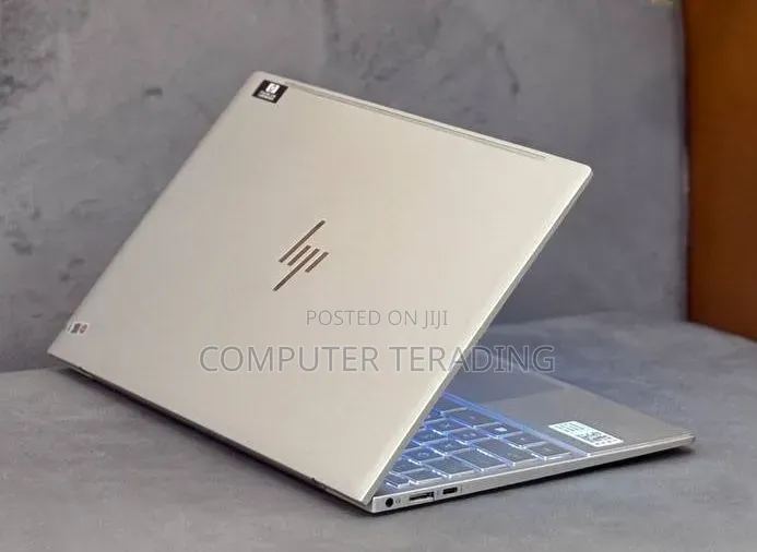 New Laptop HP Envy Spectre XT 13 16GB Intel Core i7 SSD 512GB