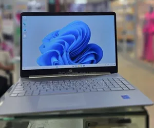 New Laptop HP 16GB Intel Core i7 SSD 512GB