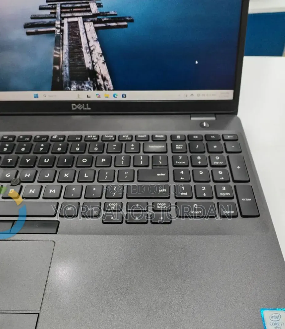 New Laptop Dell Precision 15 3541 16GB Intel Core i7 SSD 512GB