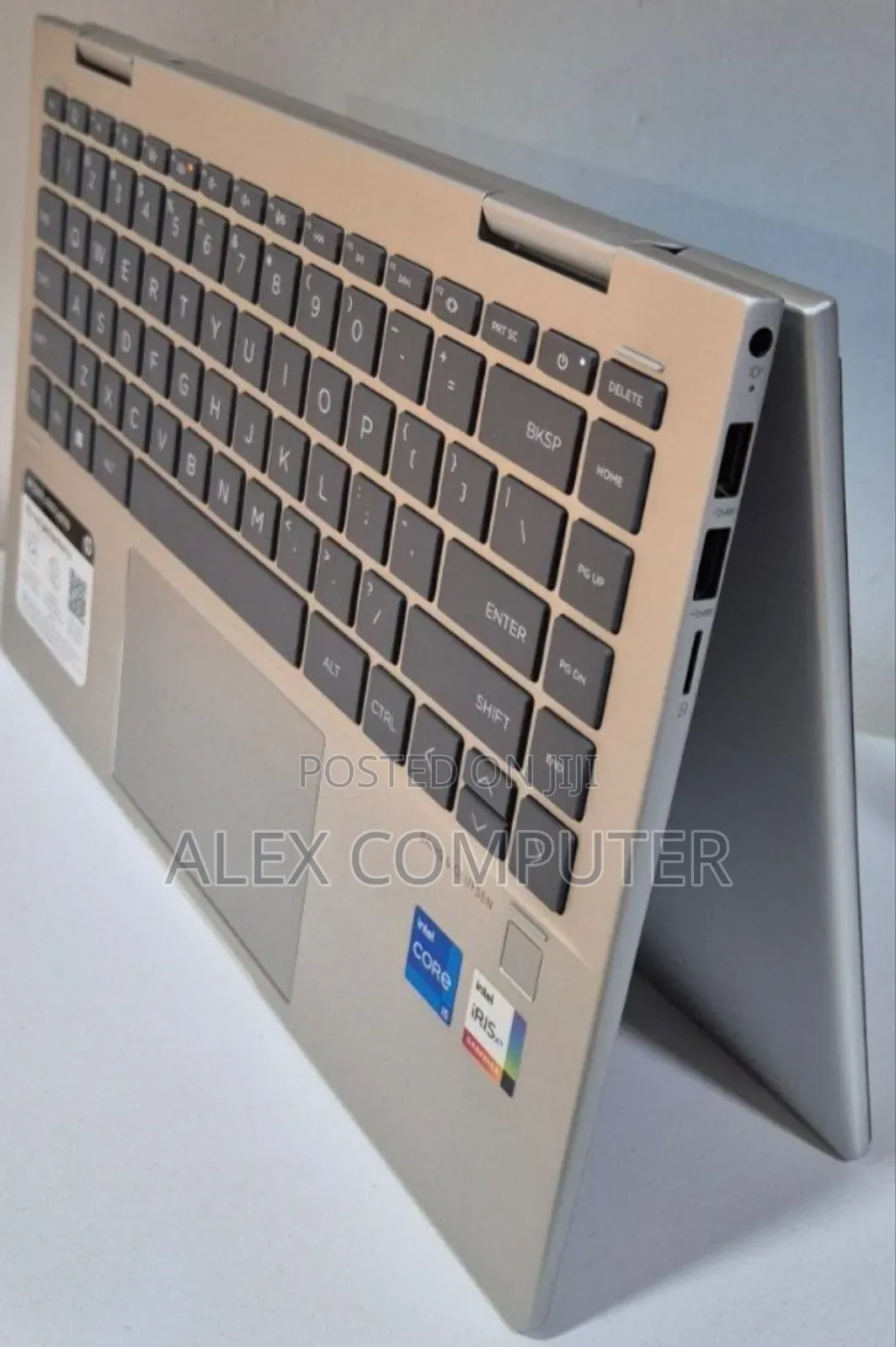New Laptop HP Envy X360 8GB Intel Core i5 SSD 512GB