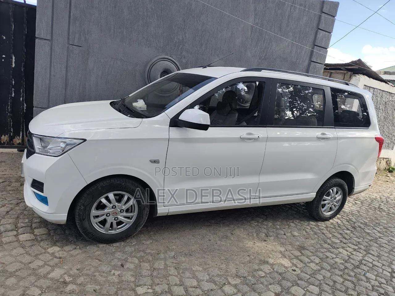 New Wuling Hongguang S 2023 White