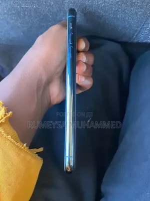 New Apple iPhone 11 Pro Max 256 GB Silver