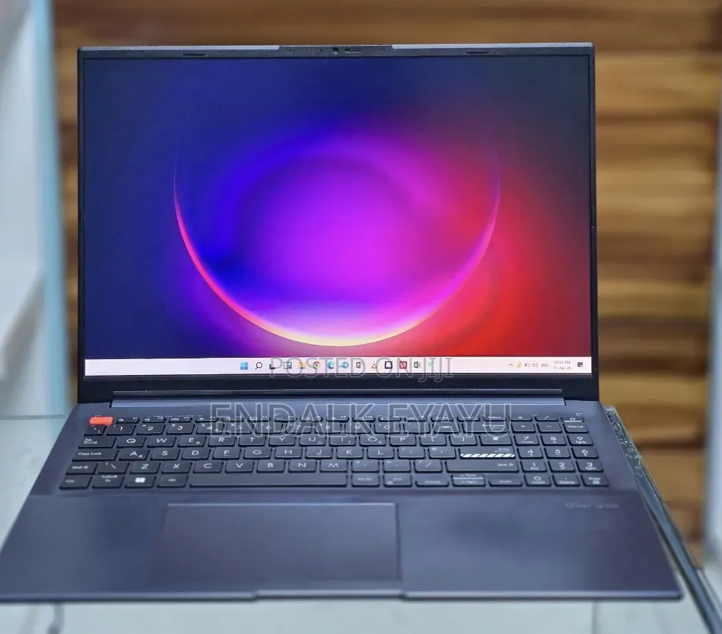 New Laptop Asus Vivobook 16 16GB Intel Core i7 SSD 512GB