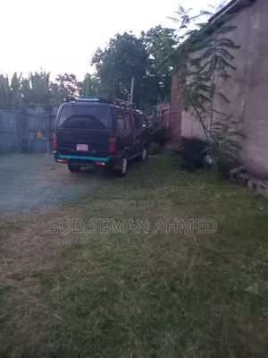 New Toyota HiAce 2000 Black