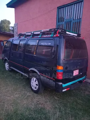 New Toyota HiAce 2000 Black