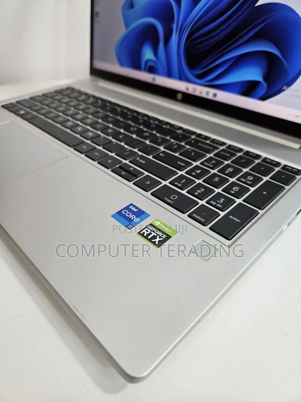 New Laptop HP 16GB Intel Core i7 SSD 1T