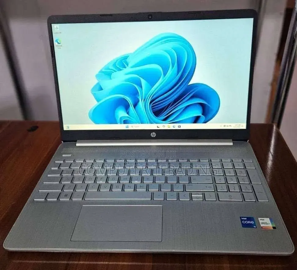 New Laptop HP Stream Notebook 8GB Intel Core i5 SSD 256GB