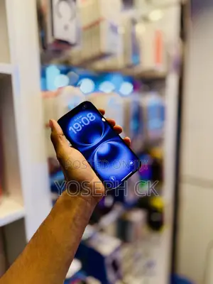 New Apple iPhone 16 128 GB Black