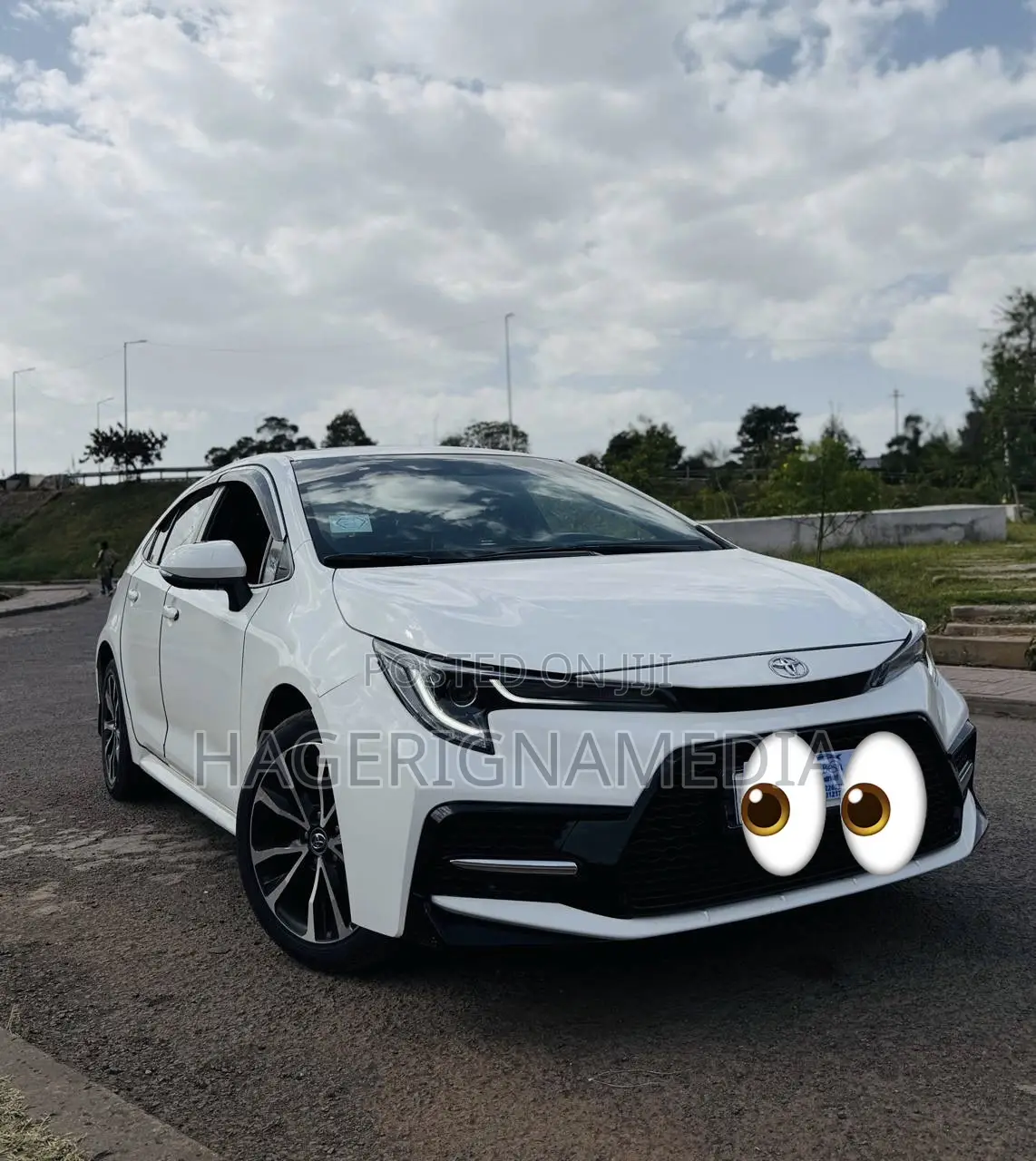 Toyota Corolla 2023 White
