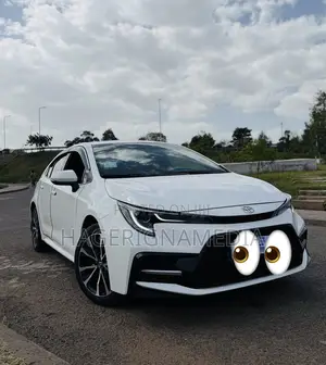 Toyota Corolla 2023 White