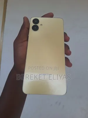 Samsung Galaxy A06 128 GB Gold