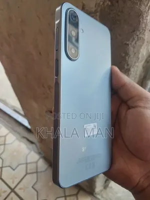 New Samsung Galaxy A17 5G 256 GB Blue