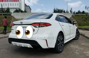 Toyota Corolla 2023 White