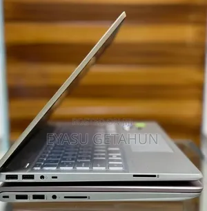 New Laptop HP 550 16GB Intel Core i7 SSD 256GB