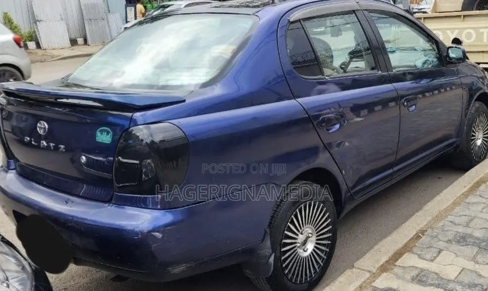 Toyota Platz 2001 Purple