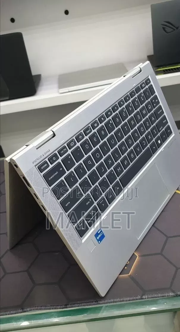 New Laptop HP EliteBook x360 1030 G8 16GB Intel Core i5 SSD 512GB