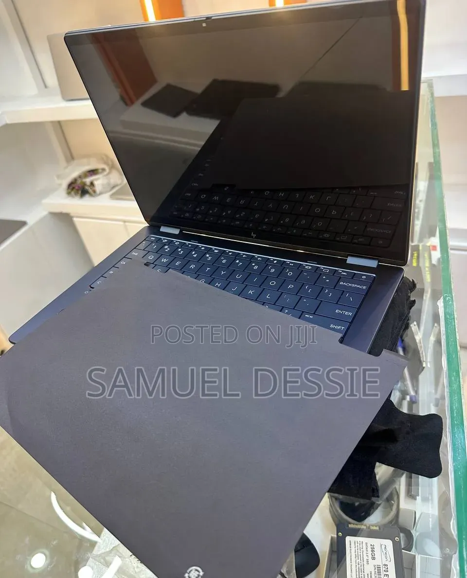 New Laptop HP OmniBook Ultra Flip 14" 16GB Intel Core Ultra 7 SSD 1T
