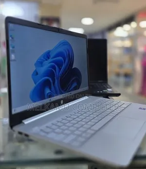 New Laptop HP Stream Notebook 16GB Intel Core i7 SSD 512GB