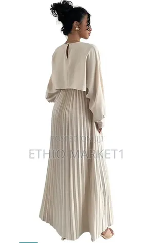 Elegant Pleated Maxi Dress With Long Bishop Sleeves