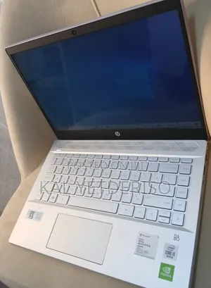 New Laptop HP Pavilion 13 16GB Intel Core i5 SSD 512GB