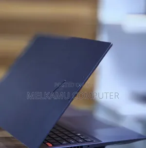 New Laptop Asus Vivobook 16 16GB Intel Core i7 SSD 512GB