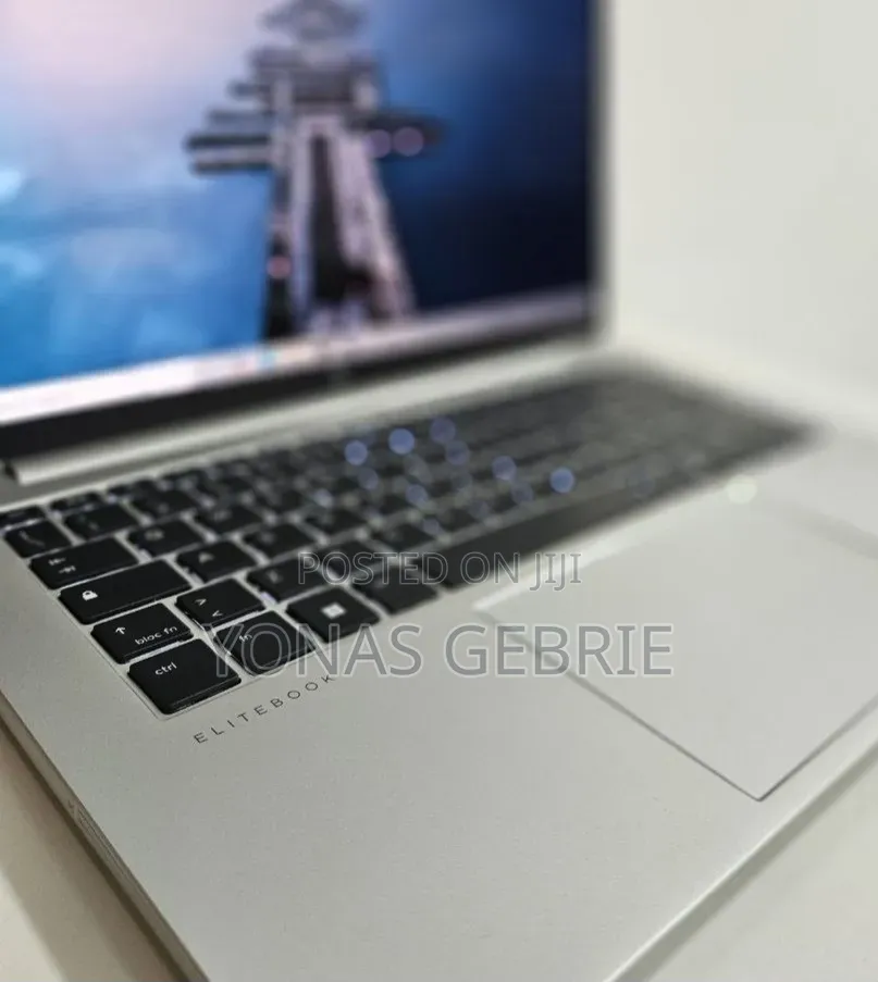 New Laptop HP EliteBook 840 16GB Intel Core Ultra 7 SSD 512GB