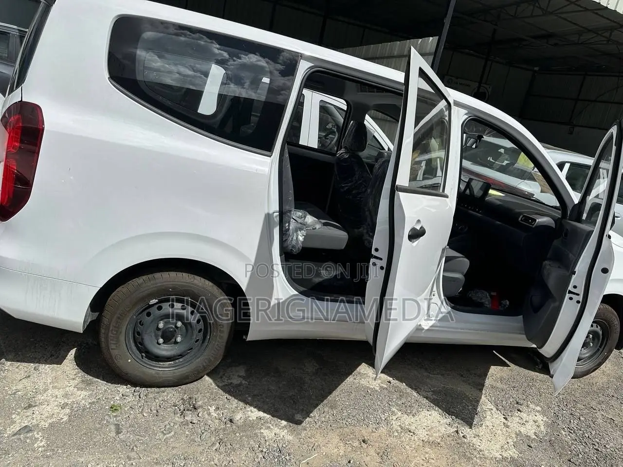 Wuling Air EV 2025 White