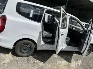 Wuling Air EV 2025 White