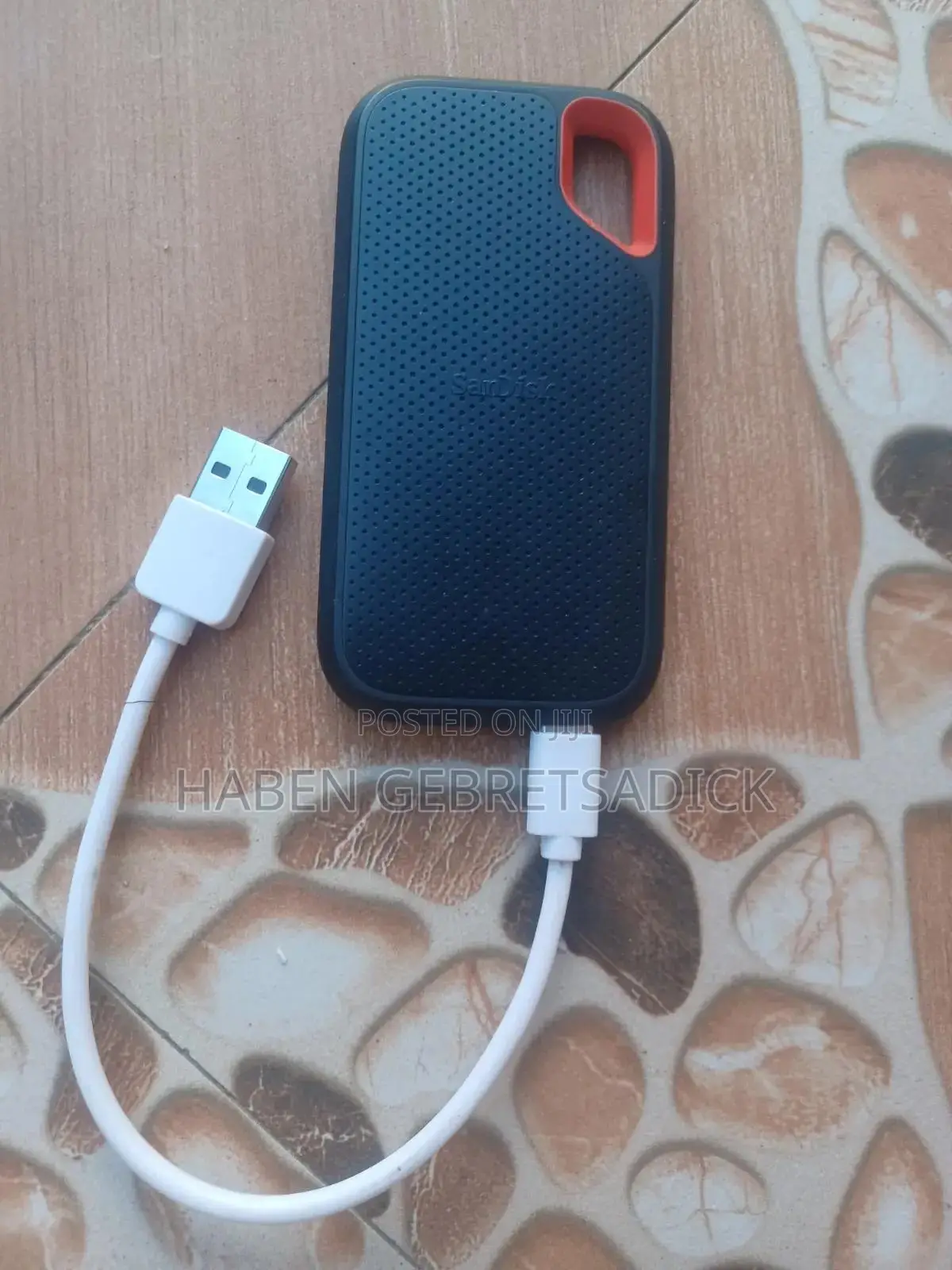Sandisk 2tb Portable SSD Harddrive