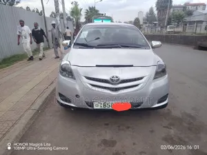 Toyota Yaris 2009 Silver