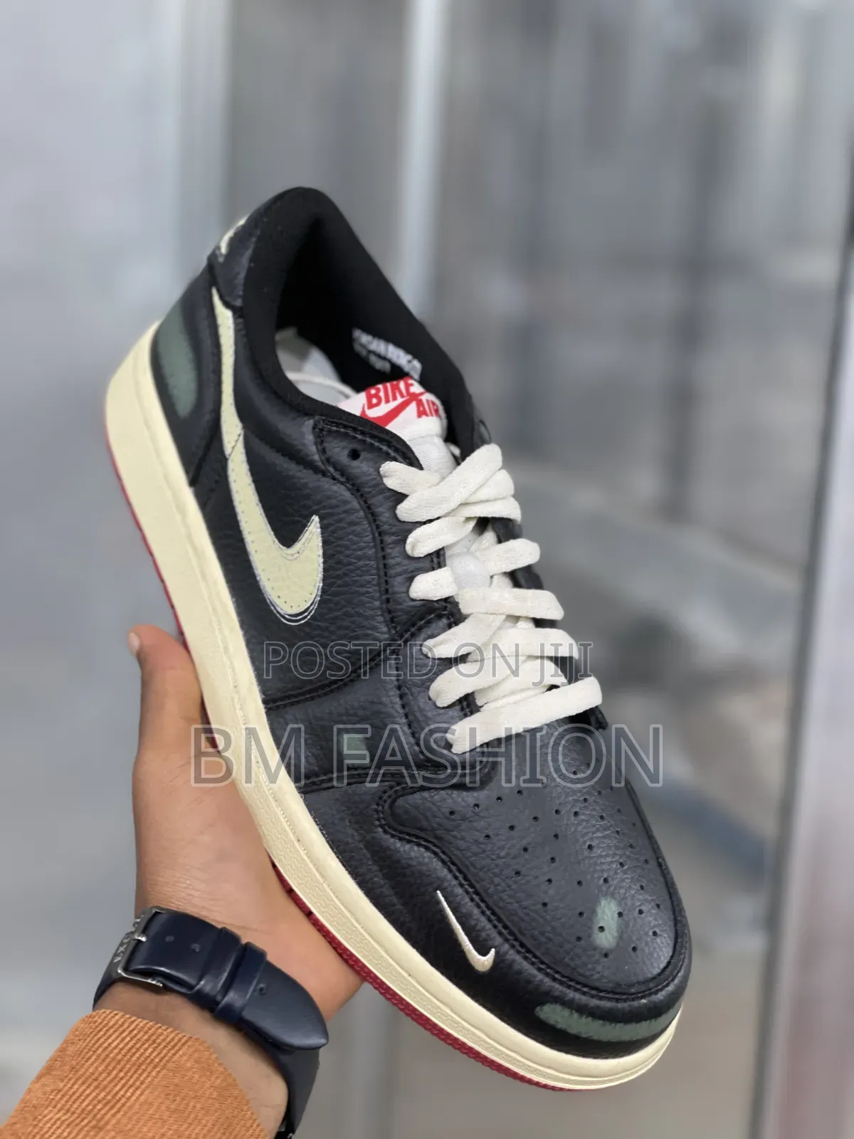 Nike Air Jordan 1 Low: Vintage Soul