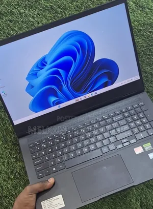 New Laptop HP Omen 16 16GB AMD Ryzen 7 SSD 512GB
