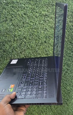New Laptop HP Omen 16 16GB AMD Ryzen 7 SSD 512GB