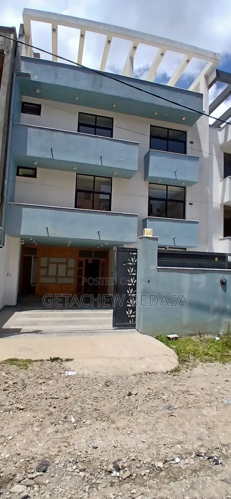 Furnished 7bdrm House in Yeka for sale