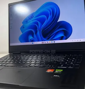 New Laptop HP 16GB AMD Ryzen 7 SSD 512GB