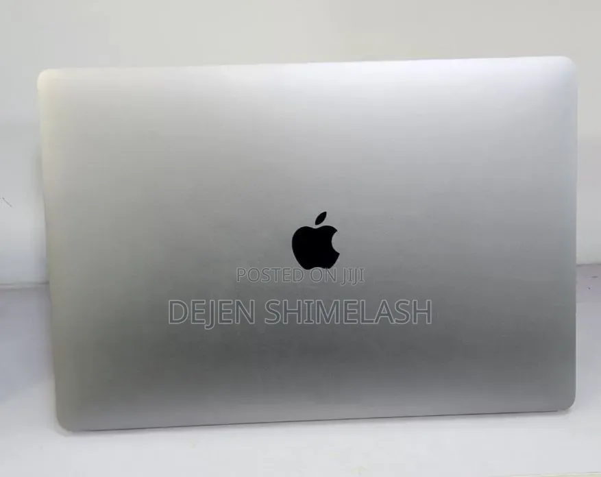 New Laptop Apple MacBook 2018 32GB Intel Core i9 SSD 512GB