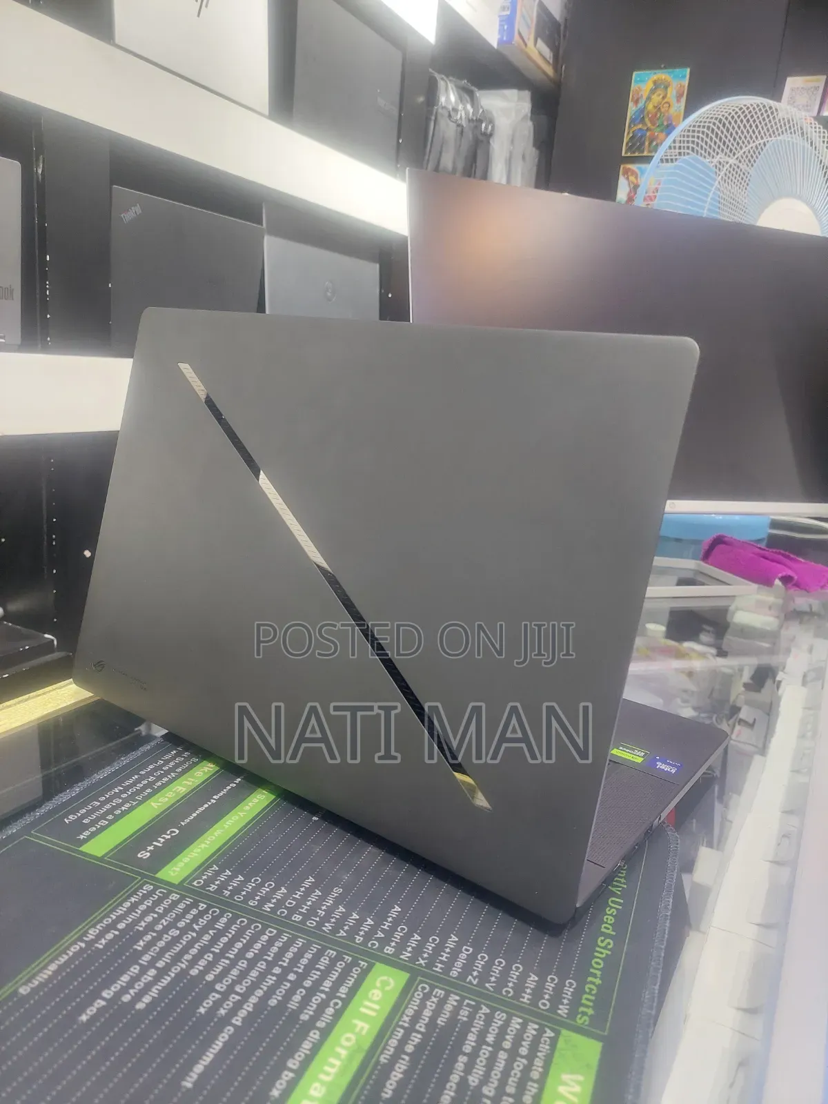 New Laptop Asus ROG Zephyrus G16 32GB Intel Core Ultra 9 SSD 1T