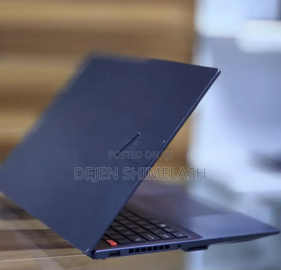 New Laptop Asus Vivobook 16 16GB Intel Core i7 SSD 512GB