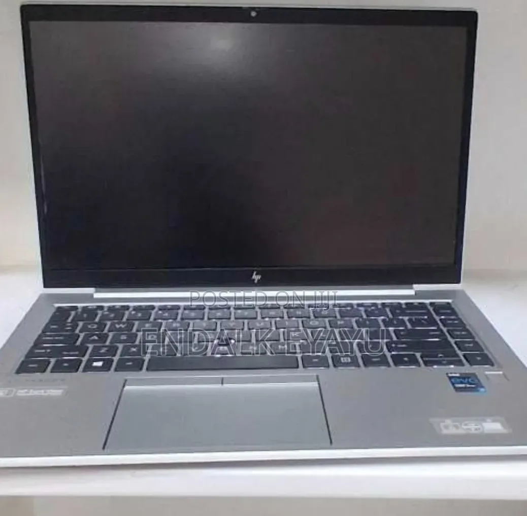 New Laptop HP EliteBook 840 G8 16GB Intel Core i7 SSD 512GB