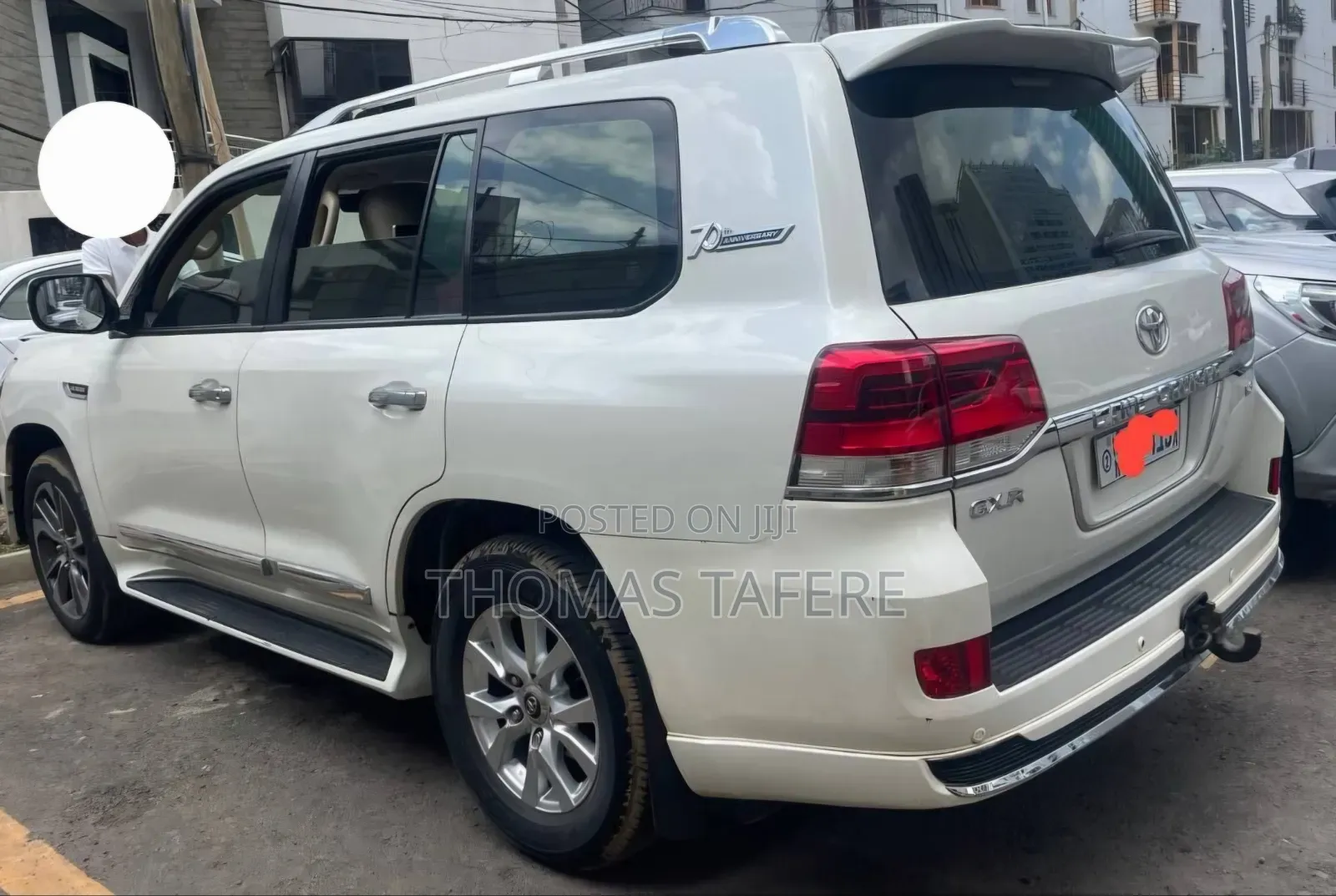 Toyota Land Cruiser 2010 White