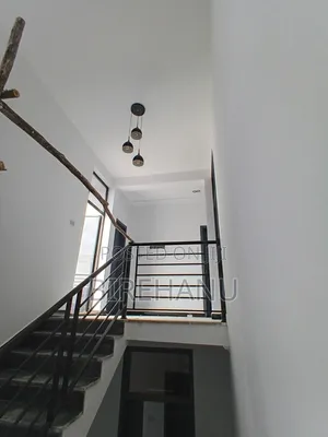 2bdrm House in Sheger City, Nifas Silk-Lafto for rent
