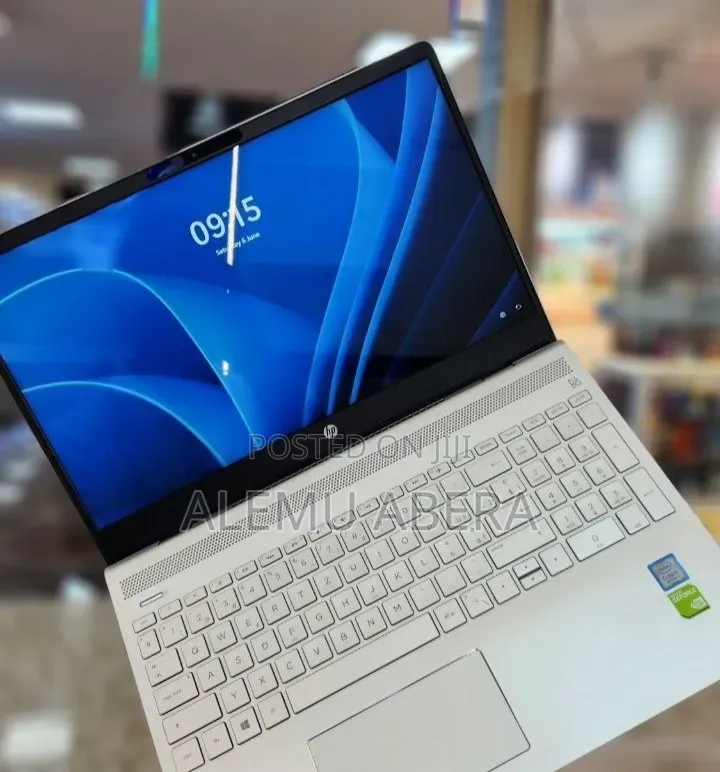 New Laptop HP Pavilion 15 16GB Intel Core i7 SSD 512GB