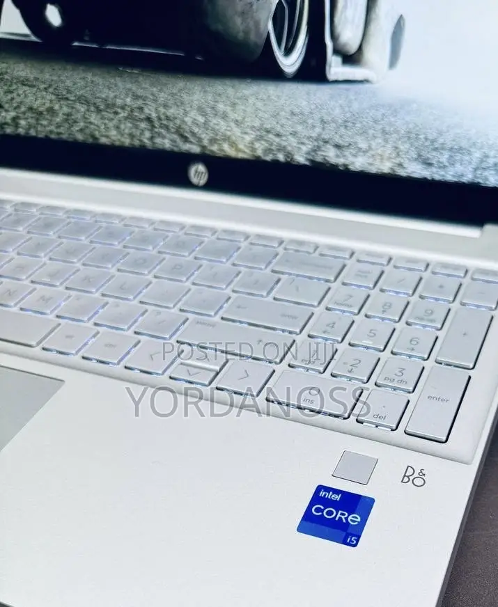 New Laptop HP Pavilion 10 16GB Intel Core i5 SSD 512GB