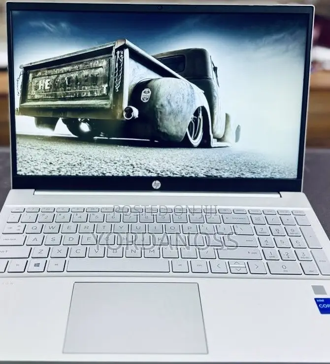 New Laptop HP Pavilion 10 16GB Intel Core i5 SSD 512GB