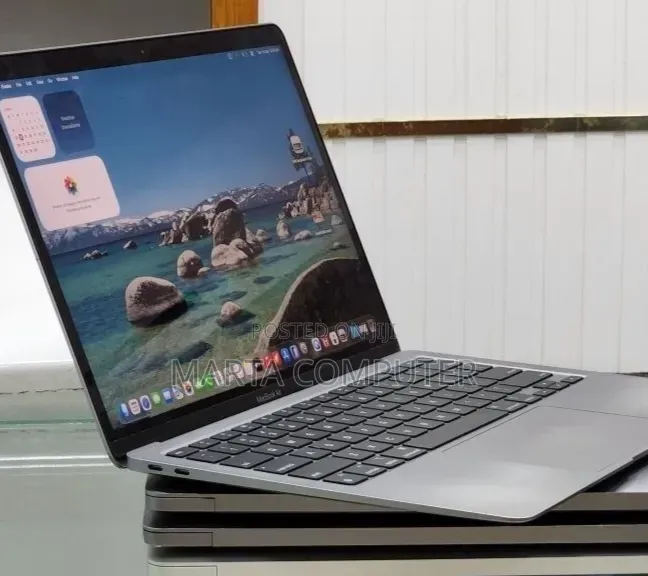 New Laptop Apple MacBook Air 2020 M1 8GB Apple M1 SSD 256GB