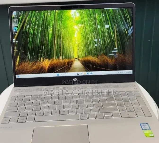 New Laptop HP Pavilion 15 16GB Intel Core i7 SSD 512GB