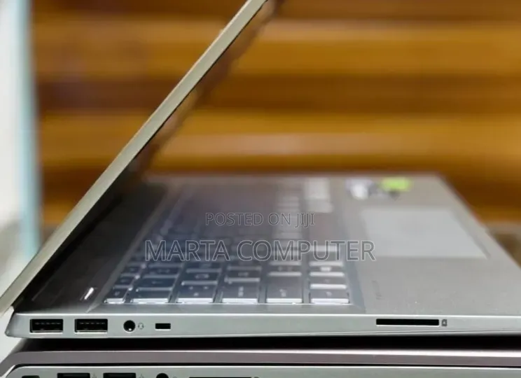 New Laptop HP Pavilion 15 16GB Intel Core i5 SSD 256GB
