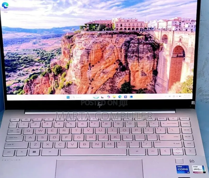 New Laptop HP Pavilion 13 16GB Intel Core i5 SSD 1T