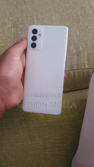 Samsung Galaxy A82 5G (Galaxy Quantum 2) 128 GB White