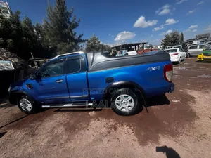 Ford Ranger Wildtrak 2013 Blue